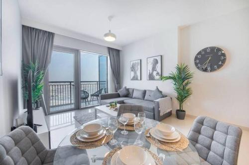 Luxury 42-Floor 1BR flat in Harbour Views, Dubái