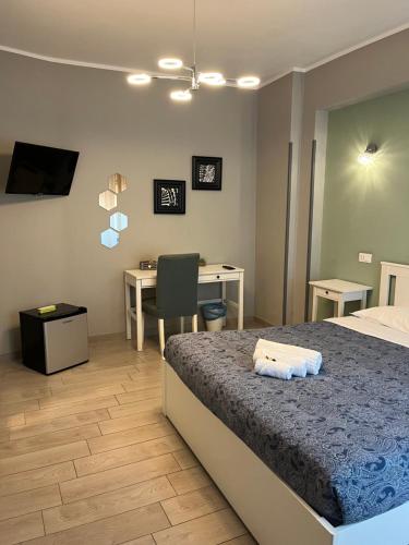 Pretty Tiburtina Room, Rome (photo 3)