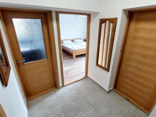 Apartment Sailor - image 13