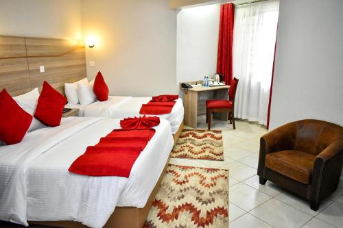 Superior Twin Room image 1