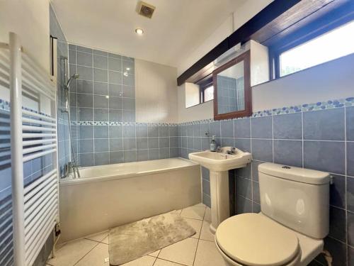 3 bedroom barn conversion with swimming pool, tennis court and more!, Kingsbridge (fotografie 3)