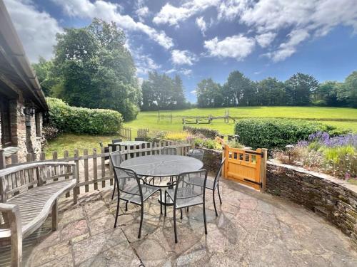 3 bedroom barn conversion with swimming pool, tennis court and more!, Kingsbridge (fotografie 6)