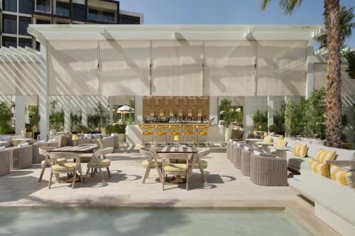 Restaurant, Delano Dubai in Bluewaters Island