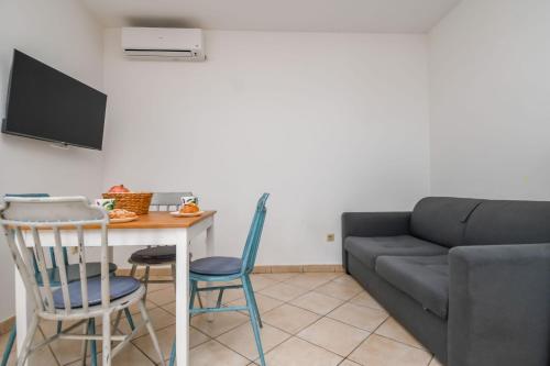 Apartments Tina - image 12