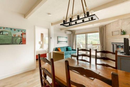 Two-Bedroom Apartment image 1