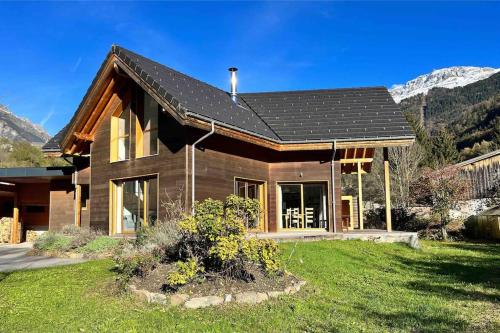Maison Blanche, Impressive Chalet, Allemond, Bike, Ski, Hike