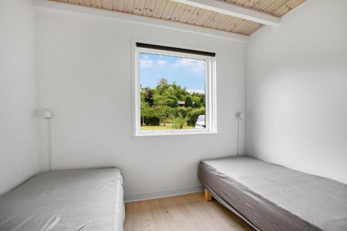 Five-Bedroom Holiday Home image 6