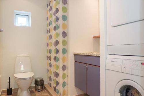 Four-Bedroom Holiday Home image 10