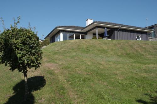 Four-Bedroom Holiday Home image 4