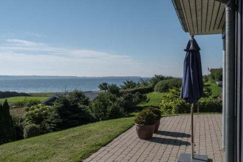 Awesome Home In Ebeltoft With 3 Bedrooms And Internet - image 2