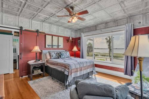 Emerald Anchor Escape in Winter Haven, USA