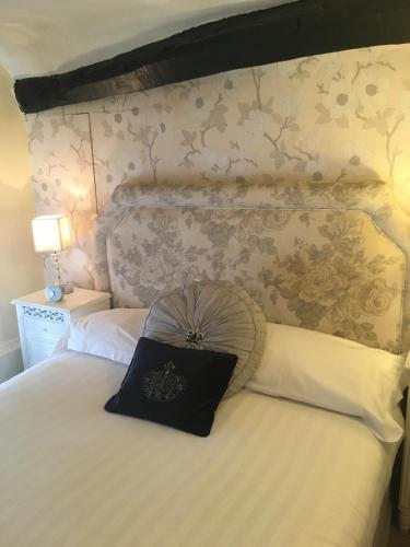 Castle Lodge Hotel - image 12