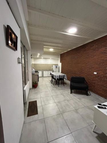 Cozinha, Hermosa casa PH equipada y con patio. Aestrenar in Próximo do Centro