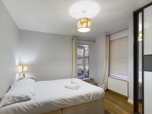 Free Parking - Stunning 2 Bedroom Apartment