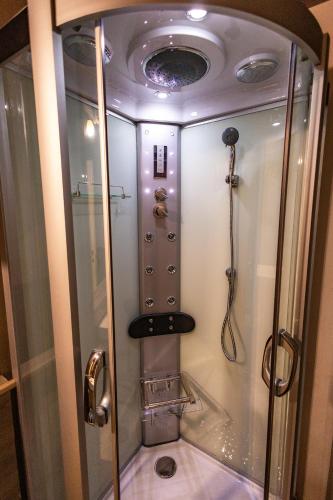 Promenade B&B – Catania, CA