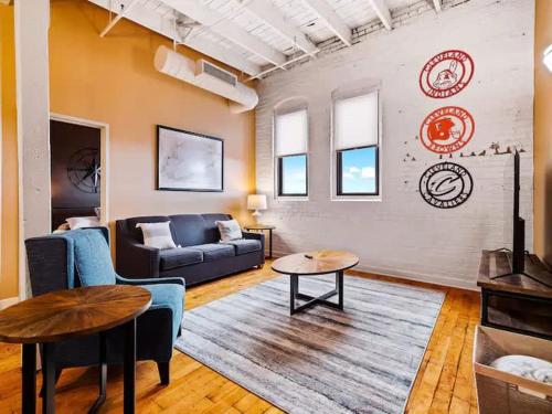 Lakefront Loft - Walk 2 First Energy x Progressive, Cleveland (photo 11)