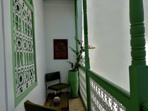 Riad Ocallaghan - image 11