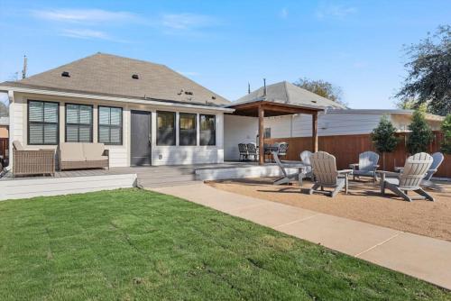 웨이코 (TX) Gloria Manor - 2 blocks to Magnolia and 3 mins to BU 4성급 싱글룸 레스토랑