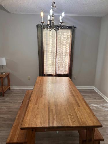 The Groovy Getaway on Garfield The Groovy Getaway on Garfield