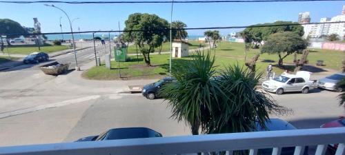 mono ambiente al mar