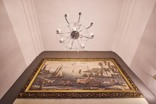 Villa Tower Inn - image 12