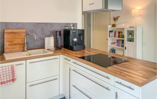 virtuve, Awesome Home In Timmernabben With Sauna in Timmernabben