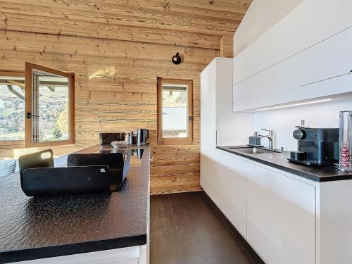 Crescendo 208 - image 10