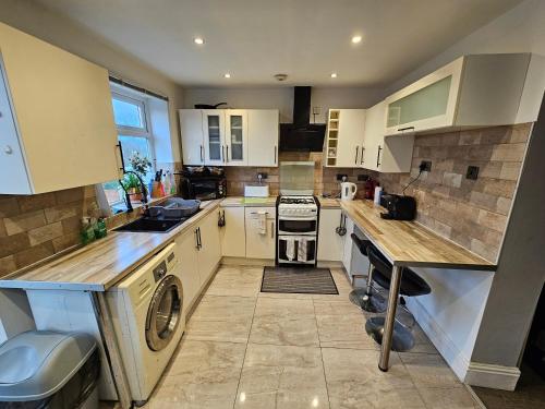 Monyhull Homestay - near City centre Kingsheath NIA NEC BHX, Бирмингем (фото 3)