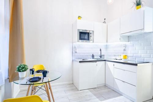 Apartment image 10