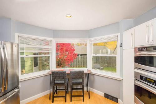 Retreat on River Drive in Appleton, USA