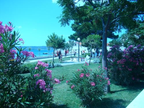  Apartments Matas in Kaštela