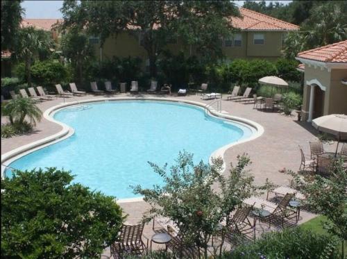 Family Paradise 4BR Compass Bay Townhome Sleeps 11 in Kissimmee, USA