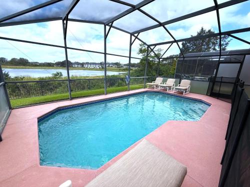 Lake View Villa - Southern Dunes Upgraded in Haines City, USA