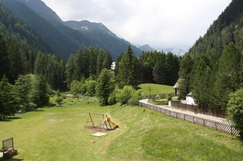 Hotel Hubertus - image 12
