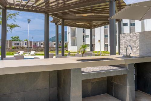 Your Perfect Getaway in Acapulco in El Cayaco