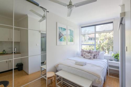 Delightful Darling Point Studio w Stunning Rooftop in Darling Point