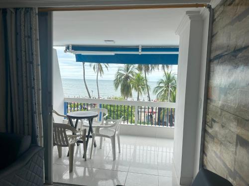 Karey 202,apartamento amoblado frente al mar