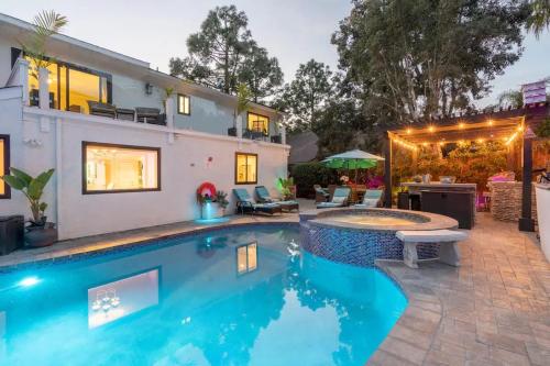 Luxurious Family 5 Bedroom Getaway in San Diego, USA