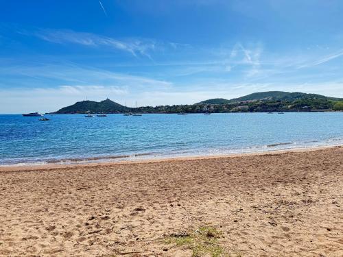 Beach, R1D Les Pleiades de l'Esterel - Agay in Agay