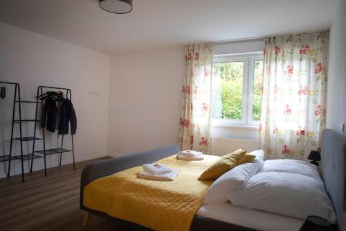 FeWo Cessna, elegante Wohnung, 2 Schlafzimmer, überdachte Terrasse in Cloppenburg, Deutschland