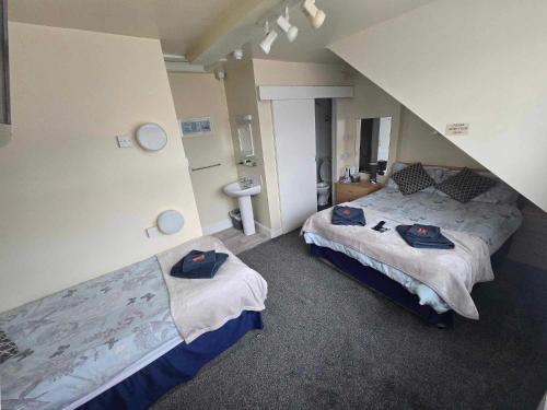 Ivydene Guest House - image 13