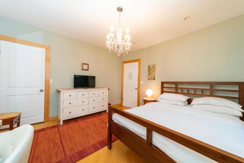 2 bedrooms with one private bathroom in lovely home, New York (fotografie 10)