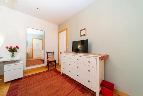 2 bedrooms with one private bathroom in lovely home, New York (fotografie 9)