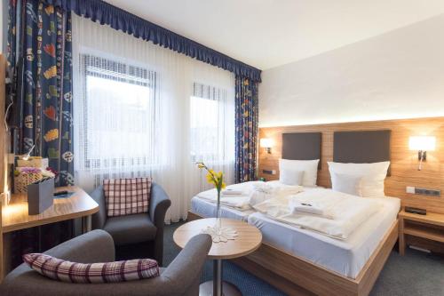 1 queen bed