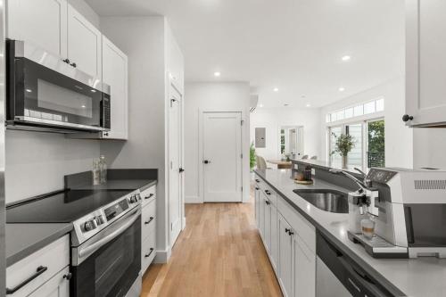 2 bedroom apt 15 miles to Boston & Salem in Wakefield, USA