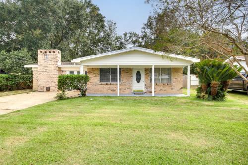 2 Mi to Beach and AFB Family Home in Biloxi in Biloxi, USA