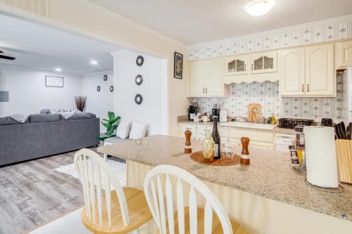 2 Mi to Beach and AFB Family Home in Biloxi in Biloxi, USA