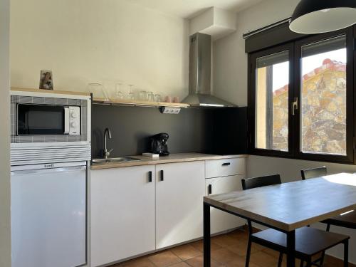 virtuve, Apartamentos Los Pocillos in Gargantilla del Lozoya