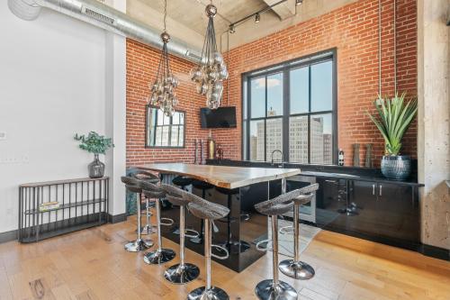STL CITY Penthouse in Saint Louis, USA