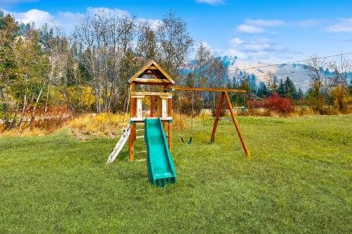 Broad Axe - Cabin #1 - Main Residence in Darby (MT)